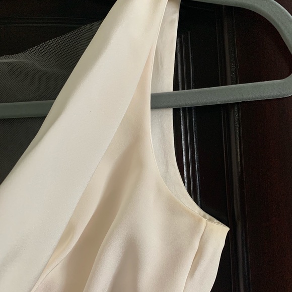 Ines Di Santo chic silk cowl neck wedding dress - Picture 4 of 8